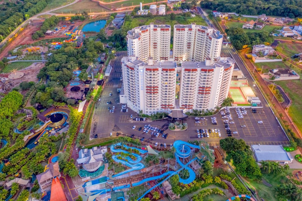 Wyndham Olimpia Royal Hotels Exterior photo Aerial view of the complex