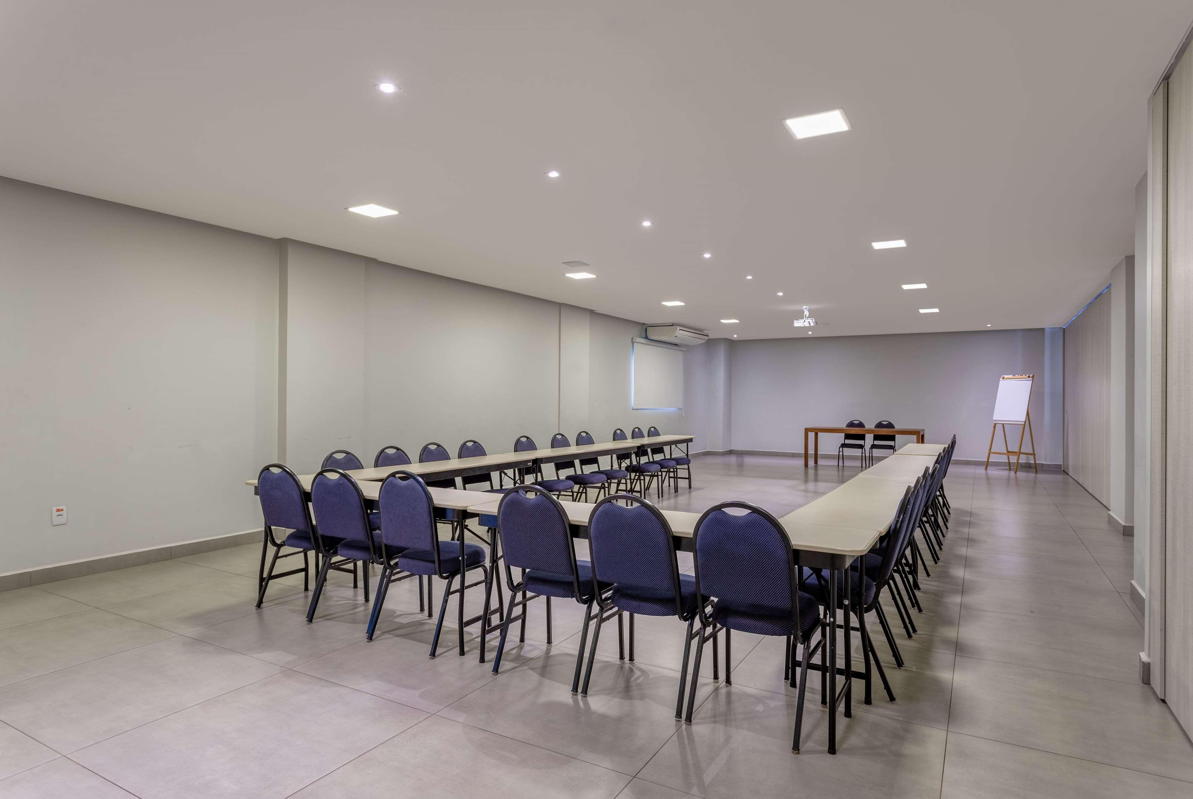 Wyndham Olimpia Royal Hotels Exterior photo Meeting room