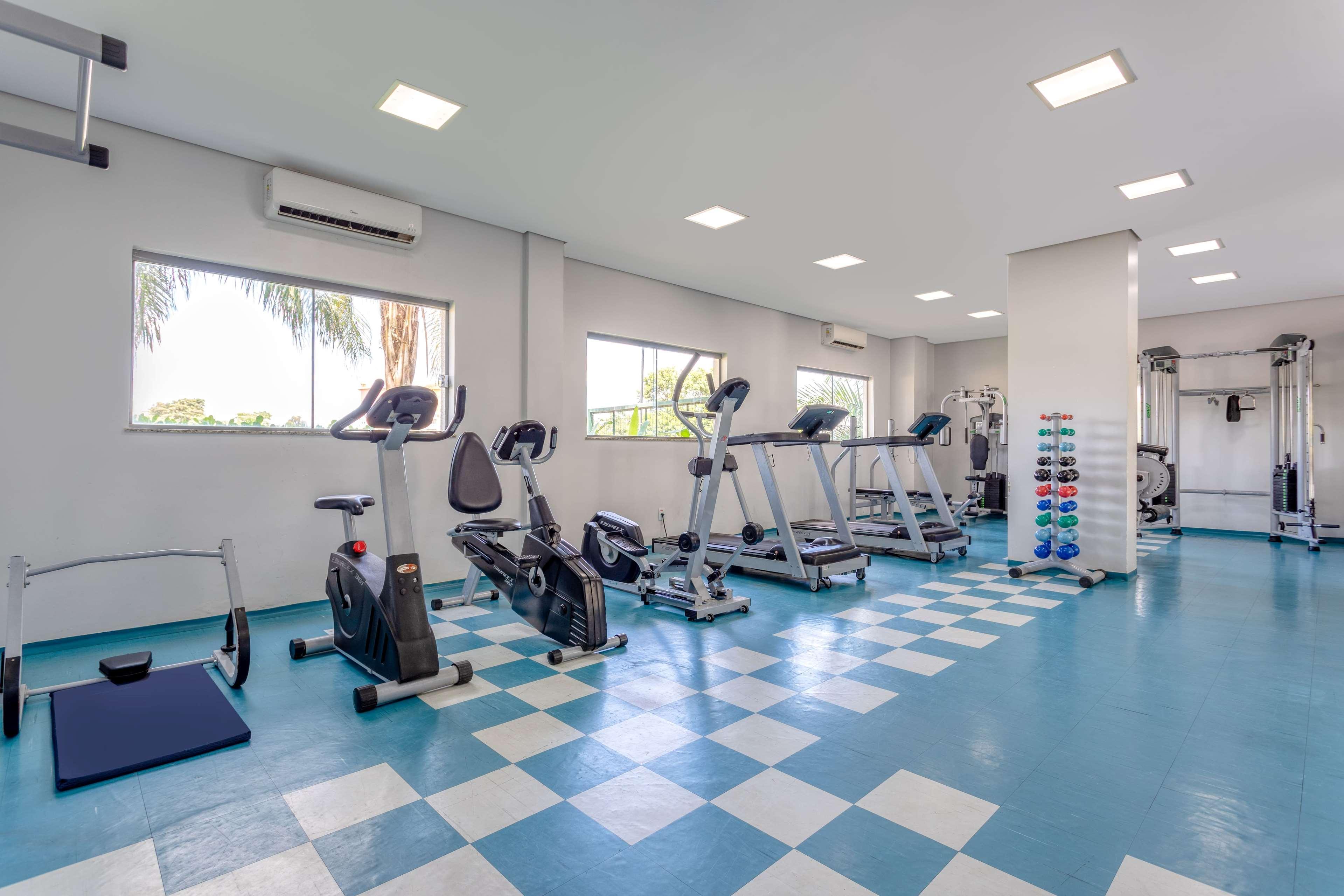 Wyndham Olimpia Royal Hotels Exterior photo The gym