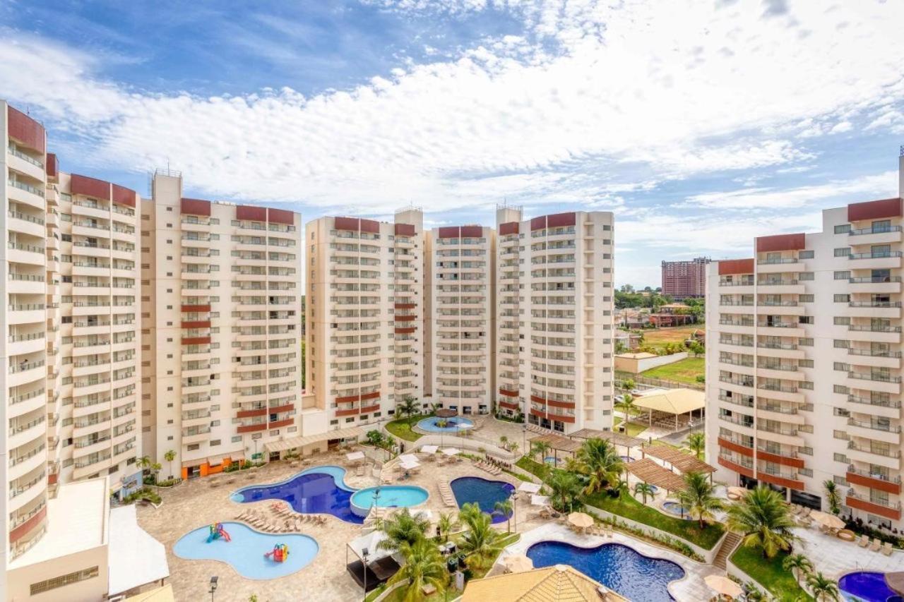 Wyndham Olimpia Royal Hotels Exterior photo Residential complex in the city
